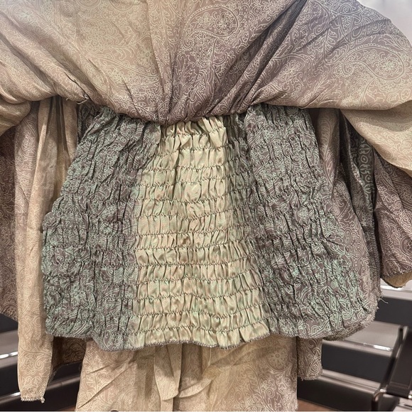 Over-the-Shoulder Top - Picture 3 of 3